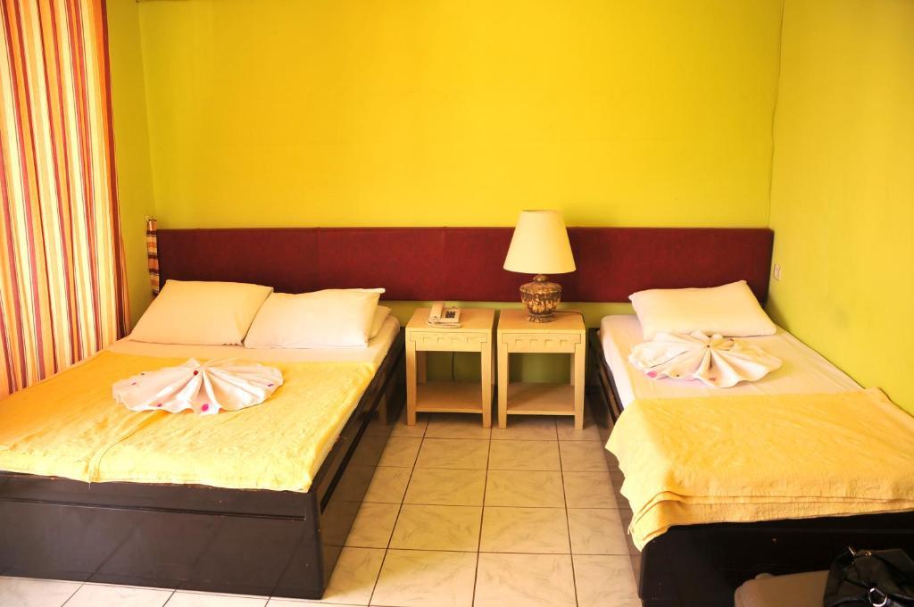 Sun Kiss Hotel Side Phòng bức ảnh